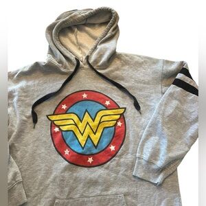 Wonder Woman Hoodie Sweatshirt - Womens Size Large 11-13 - Gray